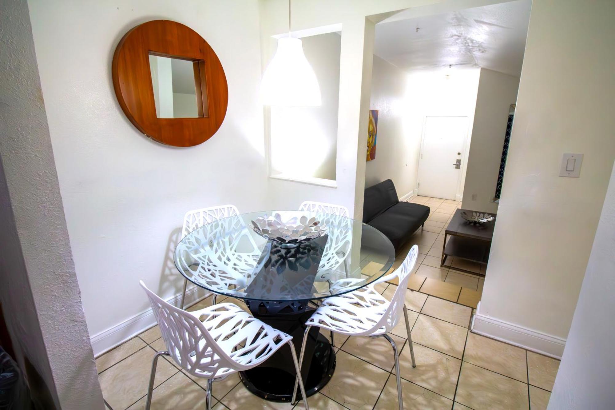 Hispaniola Apartments Part Of The Oasis Casita Collection Miami Beach Eksteriør bilde